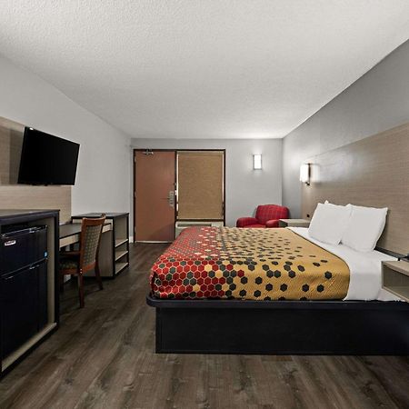 Econo Lodge Richmond Eksteriør billede