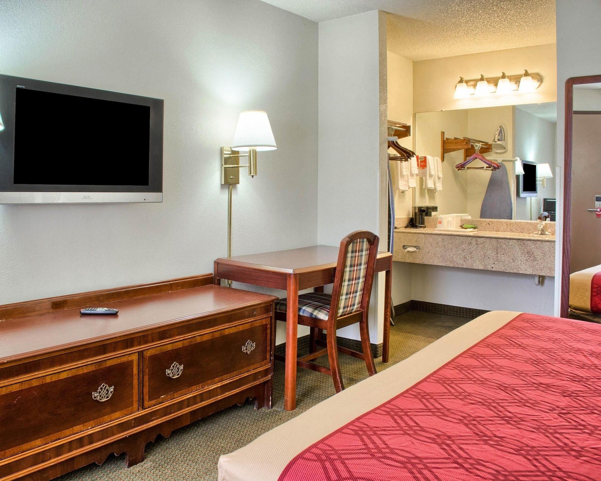 Econo Lodge Richmond Eksteriør billede