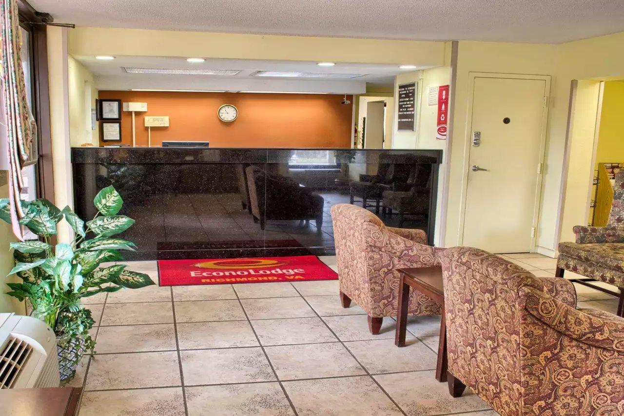 Econo Lodge Richmond Eksteriør billede