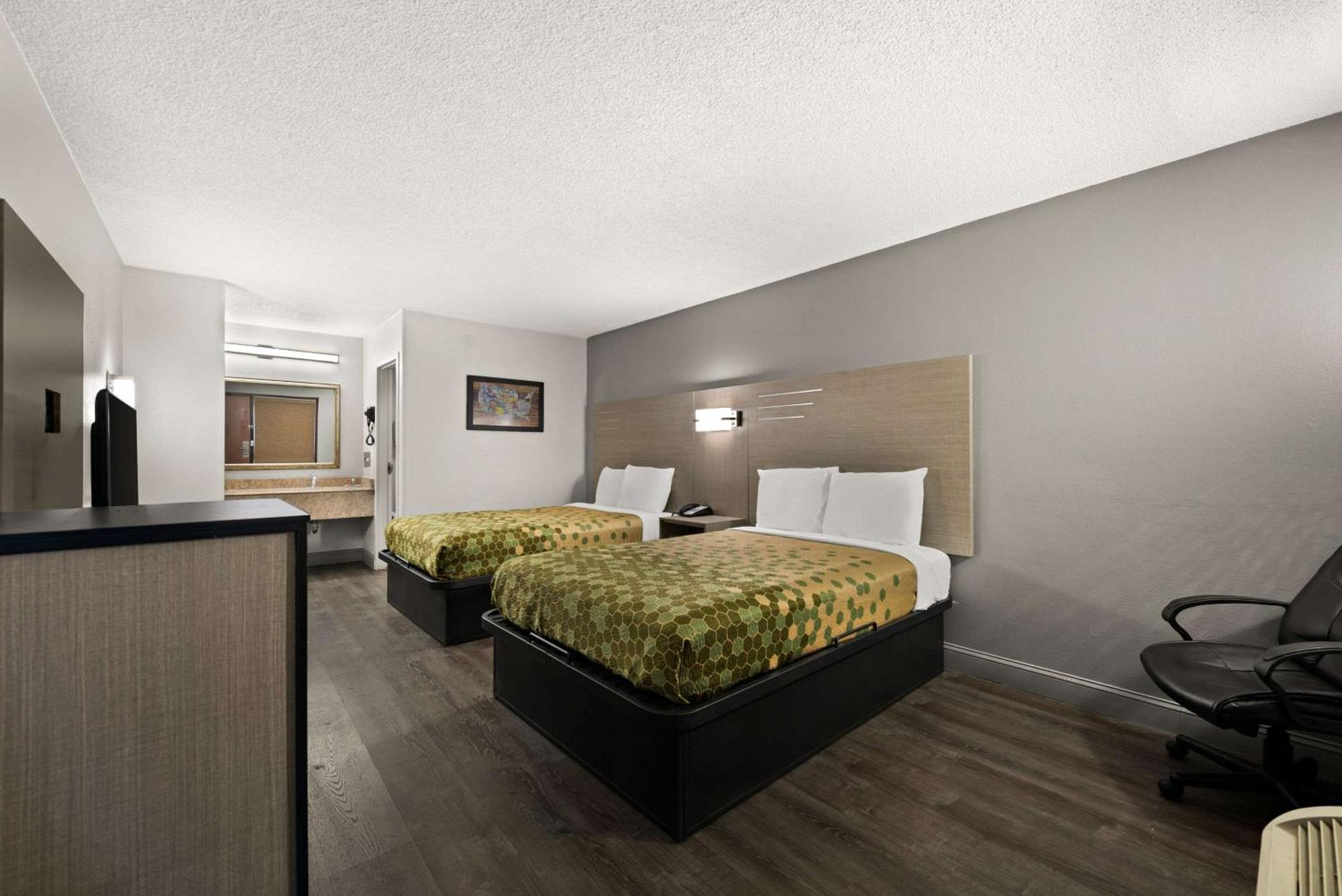 Econo Lodge Richmond Eksteriør billede