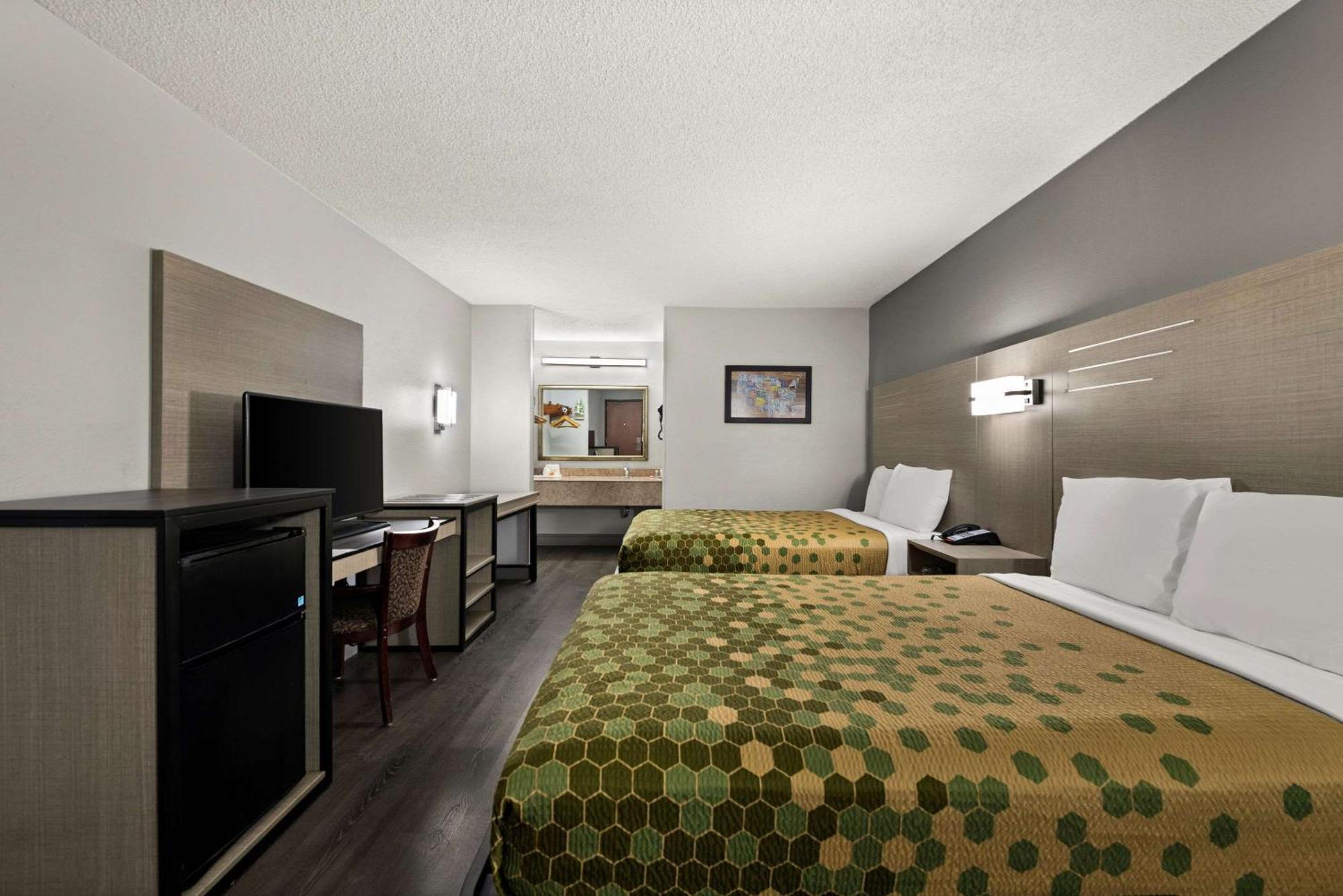 Econo Lodge Richmond Eksteriør billede